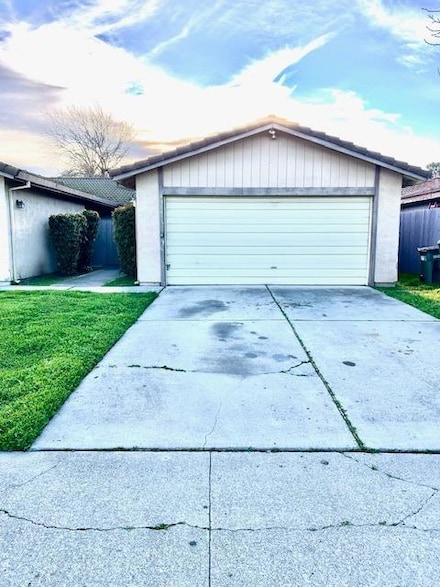 9019 Fox Creek Dr, Stockton, CA 95210