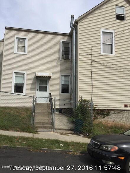 284 Targee St, Staten Island, NY 10304