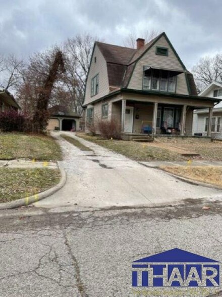 208 N French St, Sullivan, IN 47882