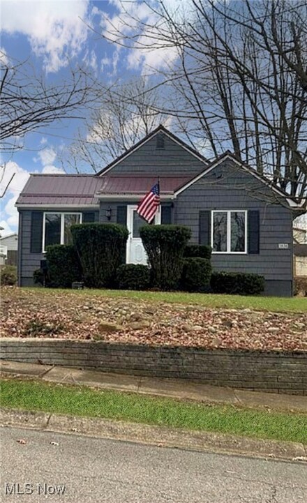 3836 Woodlawn Way, Weirton, WV 26062