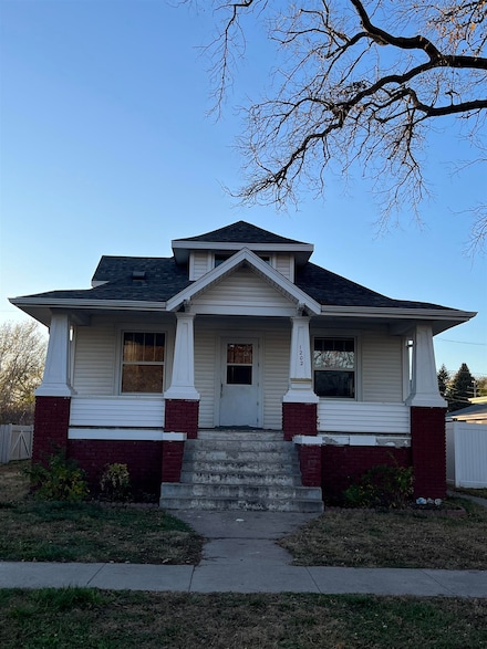 1202 S 3rd St, Norfolk, NE 68701