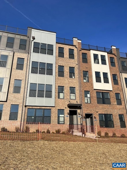 807 Wesley Ln Unit A, Charlottesville, VA 22911