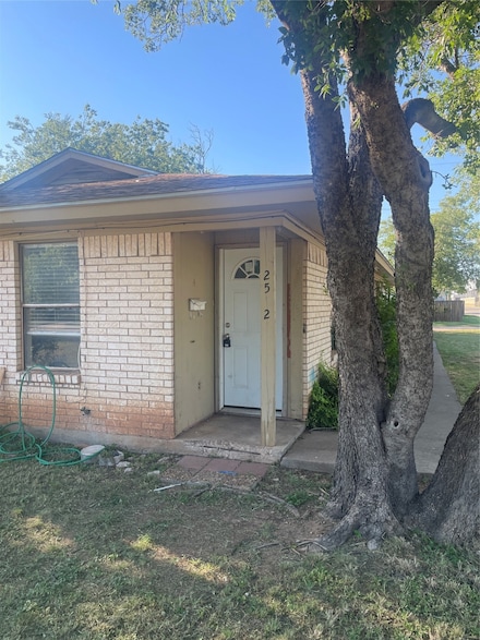 2502 S 19th St, Abilene, TX 79605