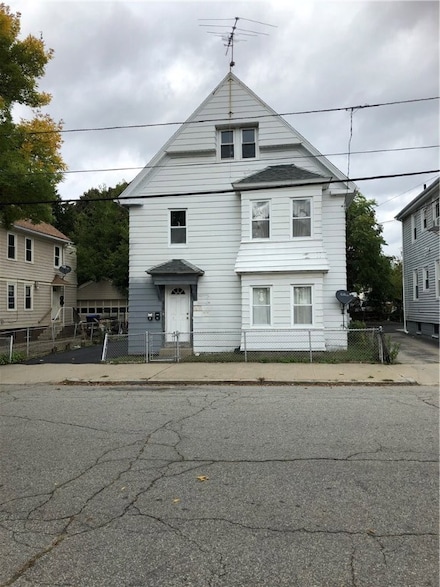 136 Prudence Ave, Providence, RI 02909