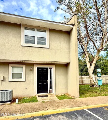 1625 Martin Bluff Rd Unit 7, Gautier, MS 39553
