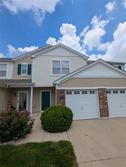 1787 Ambrose Terrace Dr, Belleville, IL 62226