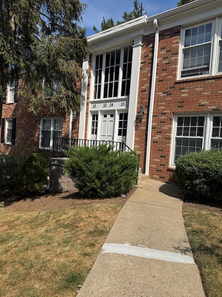 54 Williamsburg Cir, Wheeling, WV 26003