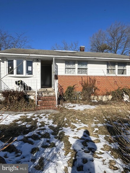 3124 Cresson Ave, Windsor Mill, MD 21244