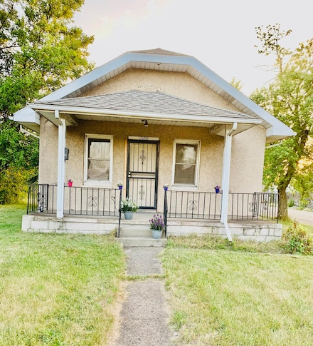 1300 Carolina St, Gary, IN 46407