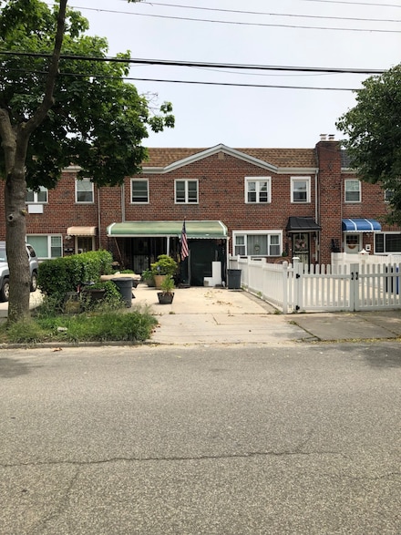 1176 Fairfax Ave, Bronx, NY 10465