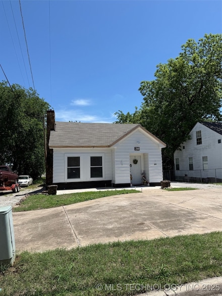 218 B St SW, Ardmore, OK 73401