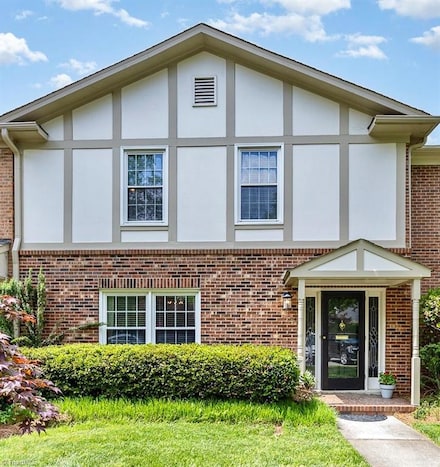 15 Fountain Manor Dr Unit B, Greensboro, NC 27405