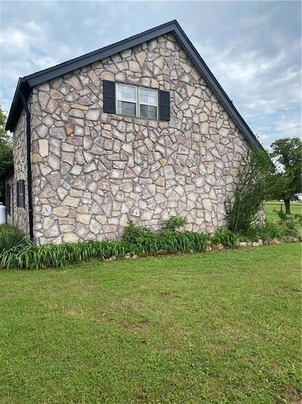 7124 Pine Cove, Blanchard, OK 73010