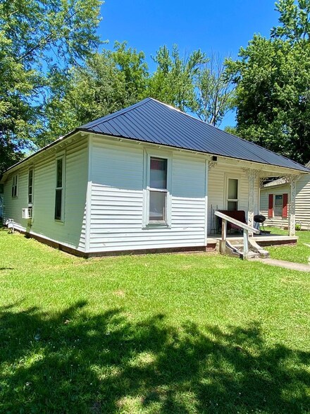 119 S Kentucky Ave, Hopkinsville, KY 42240