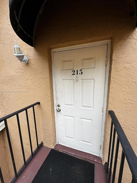 6023 10th Ave N Unit 215, Greenacres, FL 33463