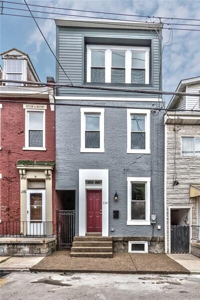 114 44th St, Pittsburgh, PA 15201