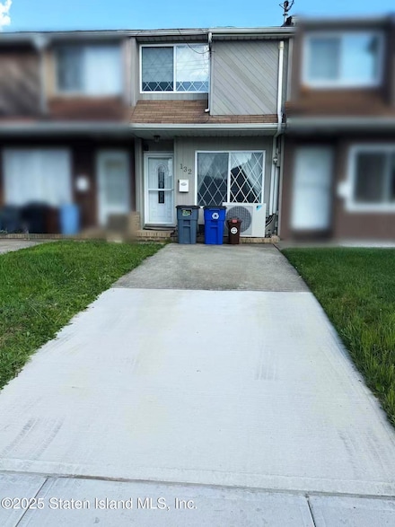 132 Milton Ave, Staten Island, NY 10306
