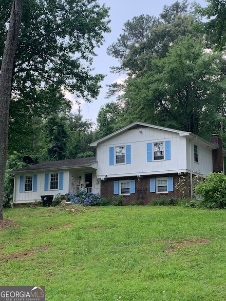 2505 King Louis Rd NE, Conyers, GA 30012
