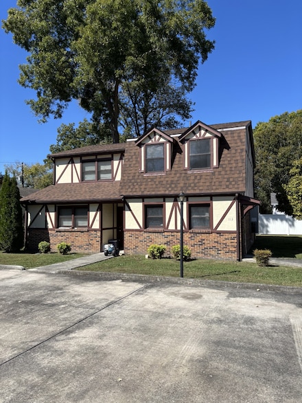 113 E Moore St, Tullahoma, TN 37388