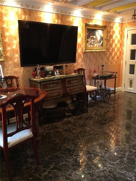 242 Bay 17th St Unit 3D, Brooklyn, NY 11214