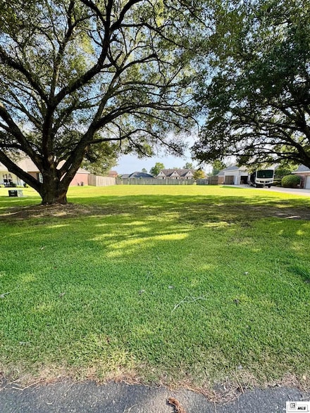 104 Bayou Bend Rd, Monroe, LA 71203