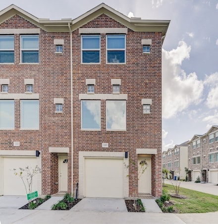 8705 Bryam St Unit 1303, Houston, TX 77061