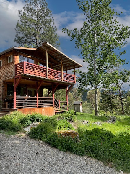 2231 Humbug Creek Rd, Jacksonville, OR 97530