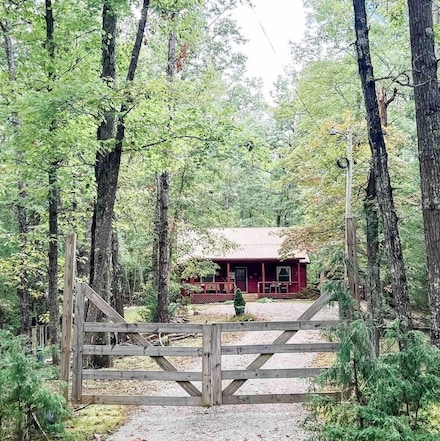 255 Whippoorwill Ln, Wellington, KY 40387
