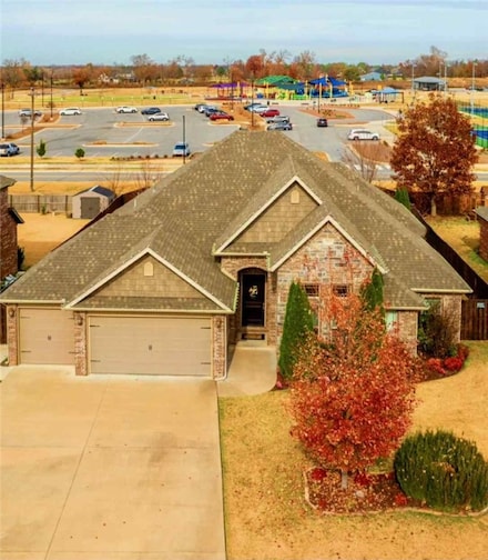 5805 W Murfield Dr, Rogers, AR 72758