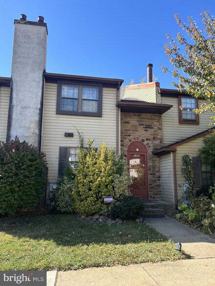 1022 Bancroft Place, Warminster, PA 18974