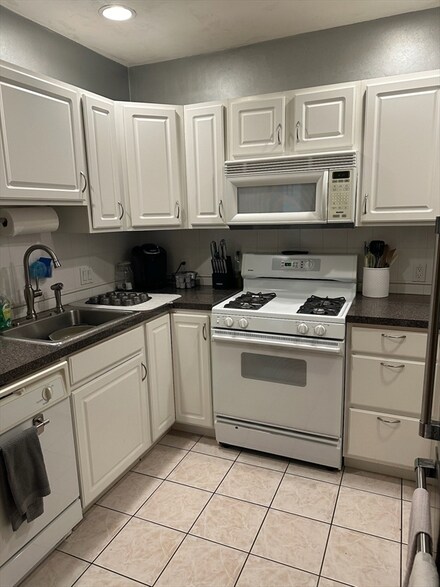 111 W 8th St Unit N, Boston, MA 02127