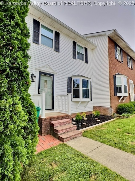 13 Carriage Way, Hurricane, WV 25526