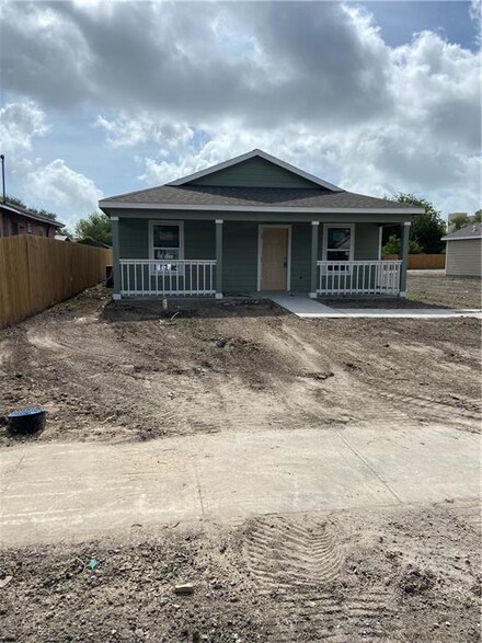 1022 25th St, Corpus Christi, TX 78405