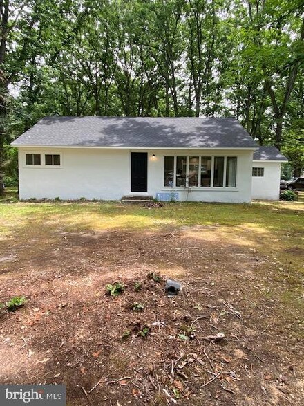 110 Broad St, Newfield, NJ 08344