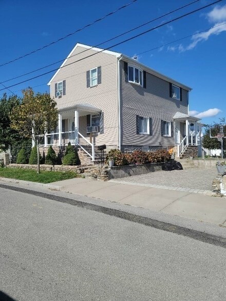 170 Baird St, Fall River, MA 02721
