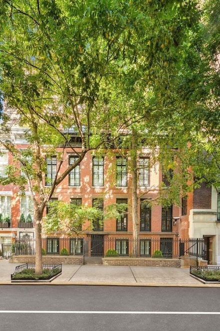 163 E 78th St Unit 165, New York, NY 10075