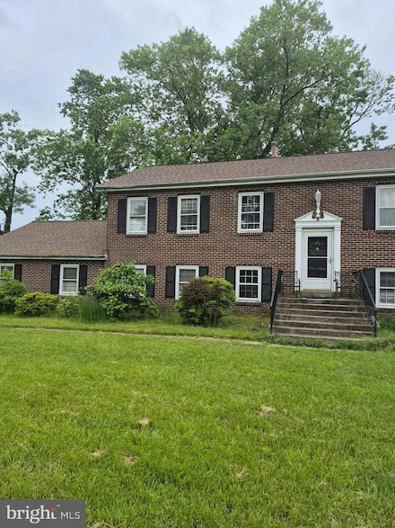 6706 Surratts Rd, Clinton, MD 20735