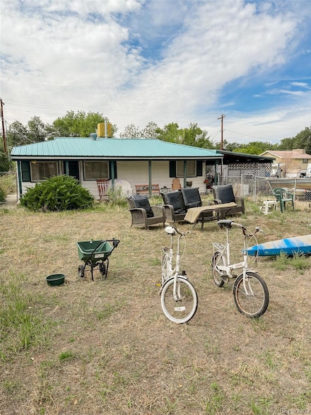 225 S Sunset Ave, Rangely, CO 81648