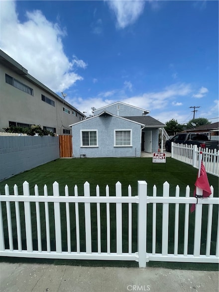 1605 W 206th St, Torrance, CA 90501