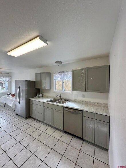 649 E 2nd St, Durango, CO 81301
