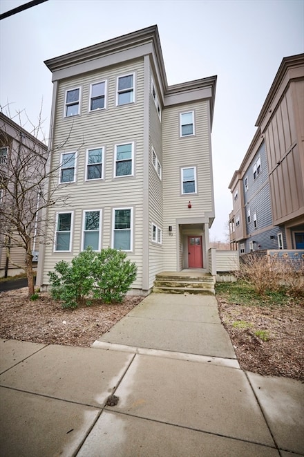 93 Brookley Rd Unit 1, Jamaica Plain, MA 02130