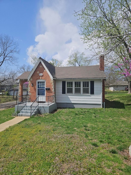 601 N Harris St, Willow Springs, MO 65793