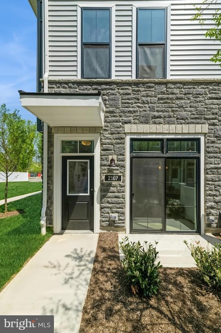 2107 Donatello Dr, Princeton, NJ 08540