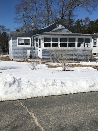 7 Crocker Ave, Wareham, MA 02571