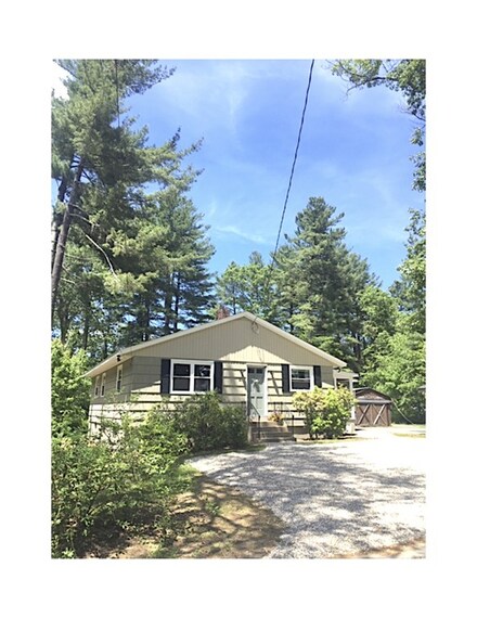 21 Pine Ln, Brookfield, MA 01506