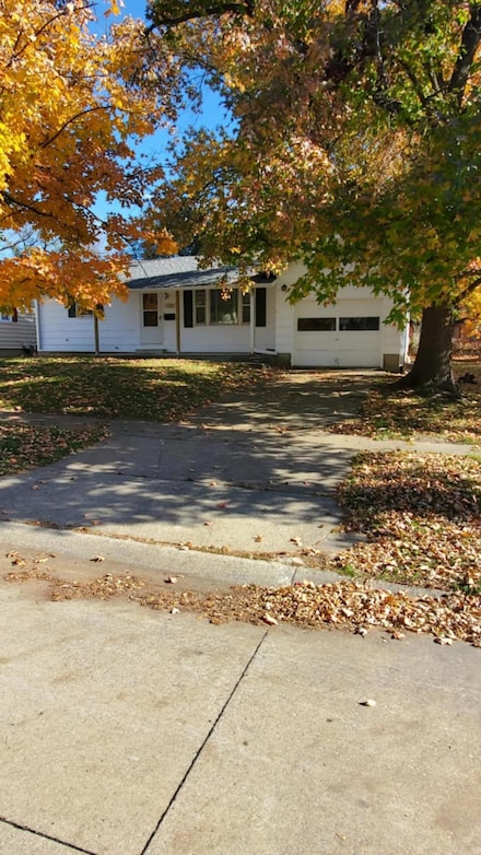 1108 N Washington St, Mexico, MO 65265