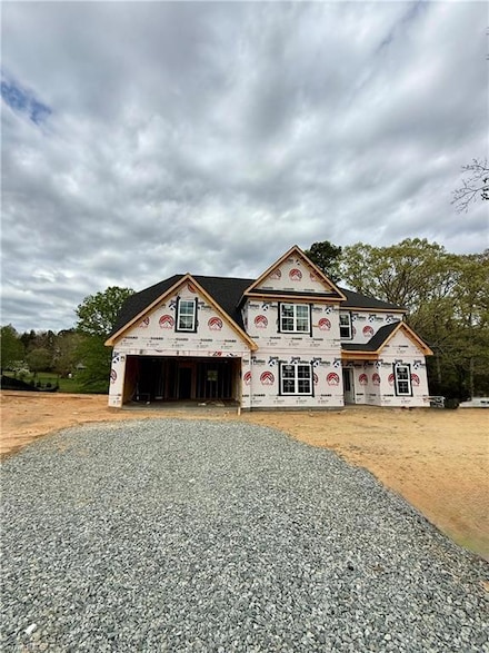594 Cedar Dr, Winston-Salem, NC 27107