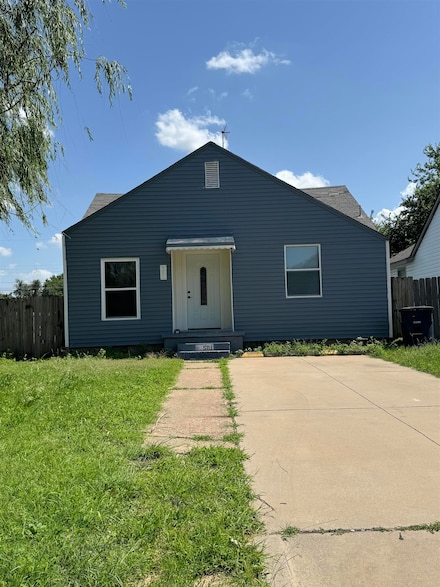 501 W Poplar Ave, Enid, OK 73701