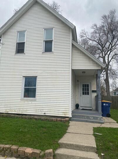432 Rumsey St SW, Grand Rapids, MI 49503