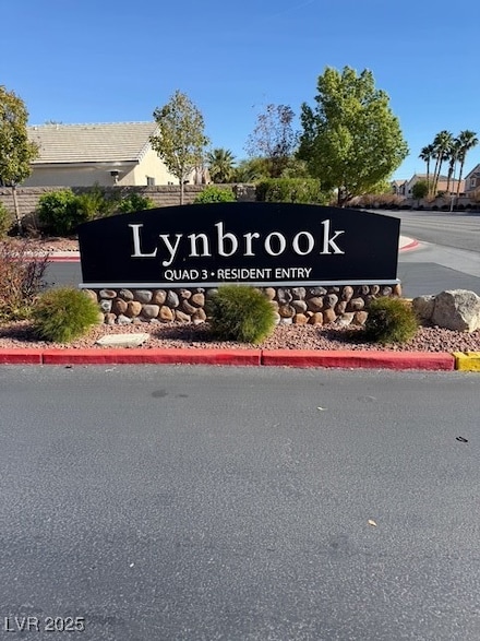 4932 Royal Lake Ave, Las Vegas, NV 89131